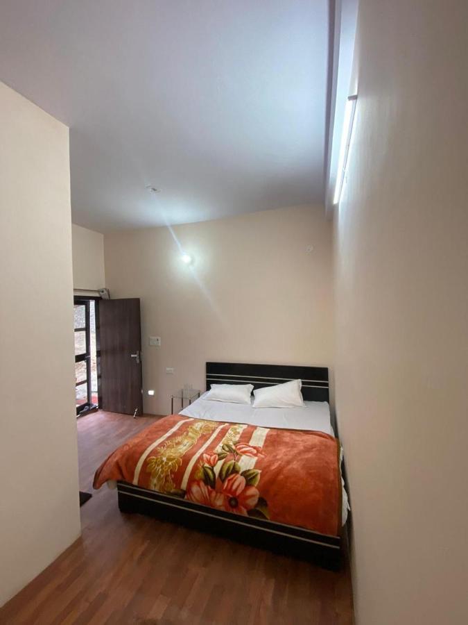 Chirag Homestay Kainchi Naini Tāl Exterior foto